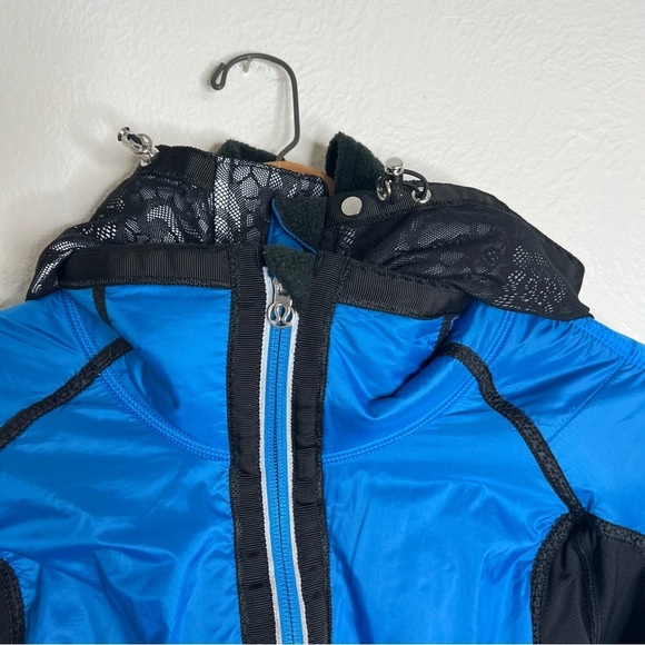 Lululemon Run Blue Black Long Sleeve Zip Front Quilted Bundle Up Jacket Size S - Picture 6 of 15